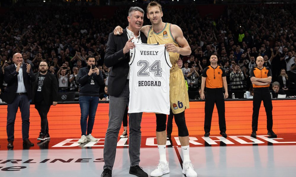PRVA LJUBAV ZABORAVA NEMA Veseli odgovorio na pitanje o povratku u Partizan! Evo šta je rekao (VIDEO)