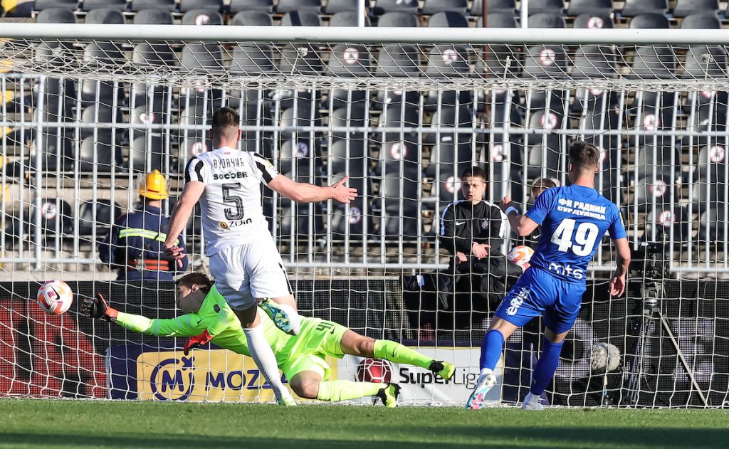 RADULOVIĆ ZA MAXBET SPORT: Važan pogodak Partizanu, ali mi je san da to uradim u drugom dresu! Mladi napadač otkrio zbog čega je privremeno napustio Zvezdu!