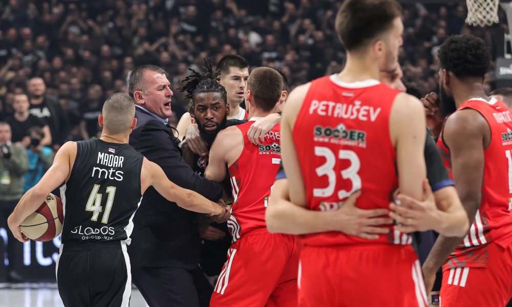 HAOS NA DRUŠTVENIM MREŽAMA Košarkaš Reala stao u odbranu Lesora i „isprozivao“ Zvezdu! Situacija poprima evropske okvire