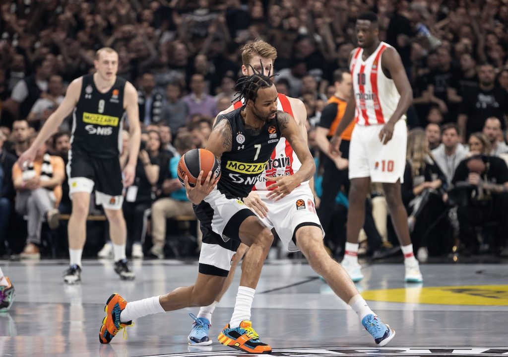 POLUVREME Sjani Partizan na plus 14 u odnosu na Olimpijakos