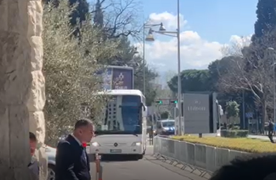 “ORLOVI” STIGLI U PODGORICU Tri boda približavaju Nemačkoj… San traje 24 godine! Englez  dobio „džek pot“ (FOTO+VIDEO)