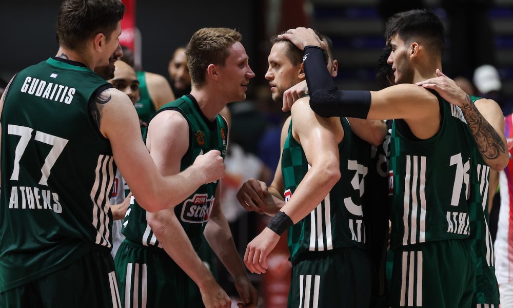 NAVIJAČI NA PAUZI Panatinaikos oštro kažnjen posle skandala u finalu (VIDEO)
