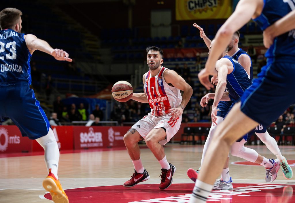 SA POLA GASA Zvezda bez problema sa Crnogorcima! Kampaco nastavio gde je stao protiv Barse (VIDEO)