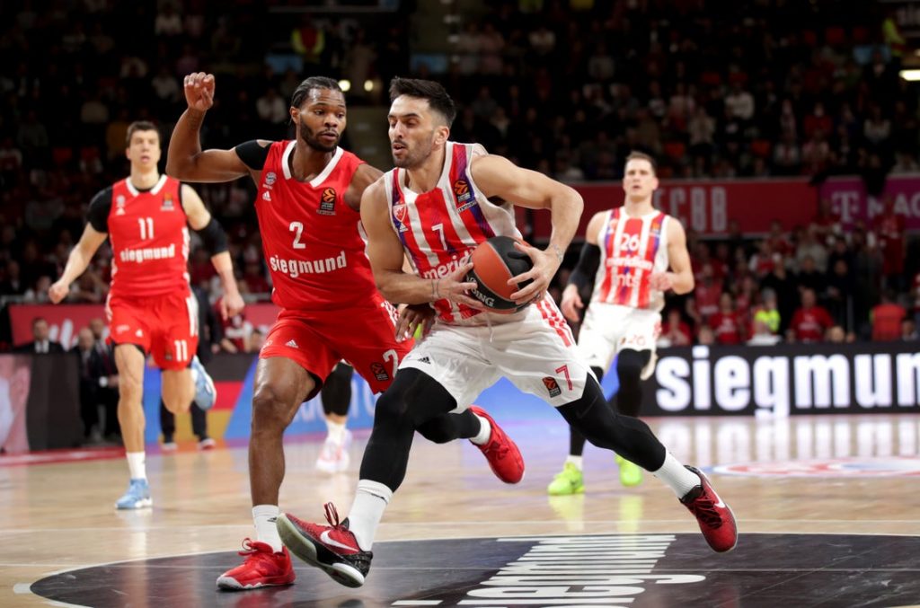 POLUVREME U MINHENU Kampaco debitovao, ali problemi se nižu… Zvezda na minus tri