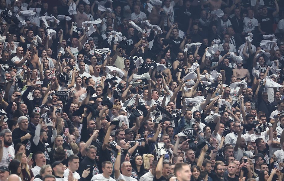 MOĆNI CRNO-BELI Ubacili 86 poena za tri četvrtine prvaku Evrope… Biće male i dve Arene za tri spektakla!
