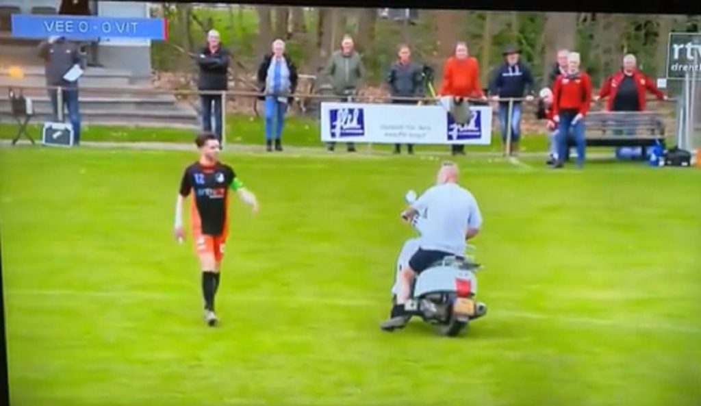 SVE SMO VIDELI, ALI OVO… Ušao je na teren, ali nije utrčao! (VIDEO)