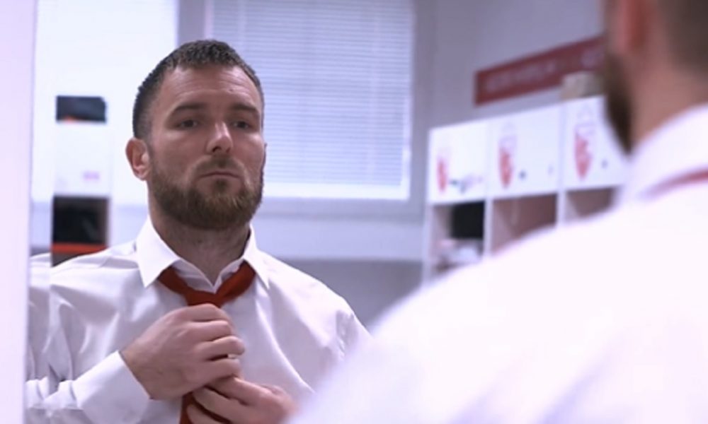 Evo kako se fudbaleri šampiona pripremaju za slavlje: „Ja ovako idem na rođendan“ (VIDEO)