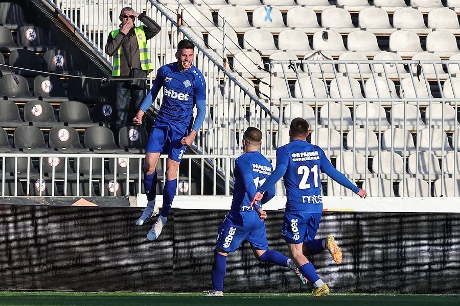 NOVI ŠOK Humska je crno-beli košmar… Partizan pogađao stative, Radnik mrežu (VIDEO)
