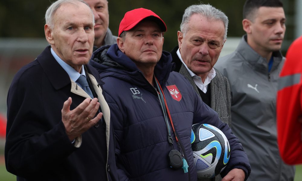 POČELE PRIPREME Prvi trening „orlova“, Džajić održao govor! Pogledajte kako je izgledao Piksijev „dril“ (FOTO)