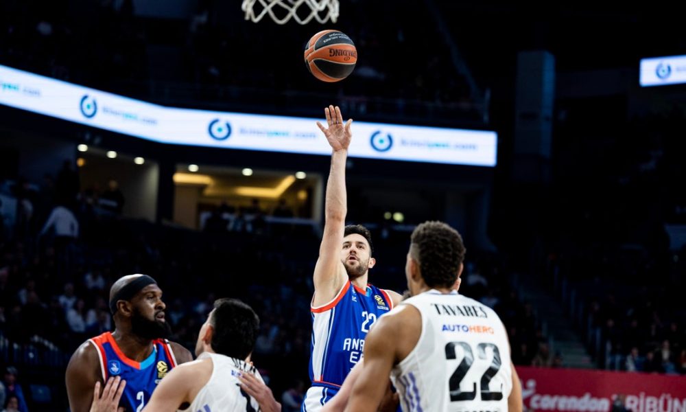 Šampion kontinenta slavio pred dolazak Partizana i sačuvao nadu za TOP 8