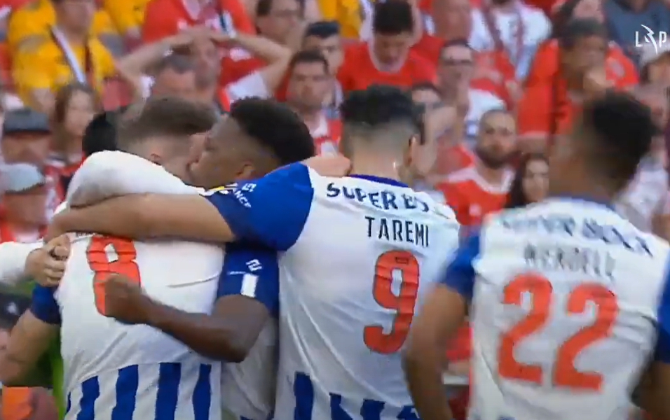 JOŠ UVEK NIJE GOTOVO Grujićev Porto slavio u derbiju i nastavio borbu sa Benfikom (VIDEO)