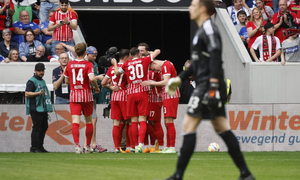 BUNDESLIGA Frajburg i dalje sanja o Ligi šampiona, Šalke o opstanku u eliti (VIDEO)