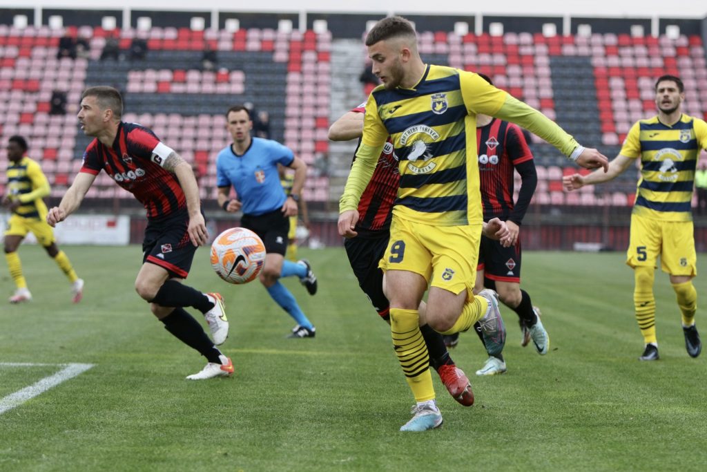 PRVA LIGA „Traktoristi“ preko banatske ravnice gledaju ka Superligi, pančevačka „dizelka“ ostala zaglavljena na Banjici