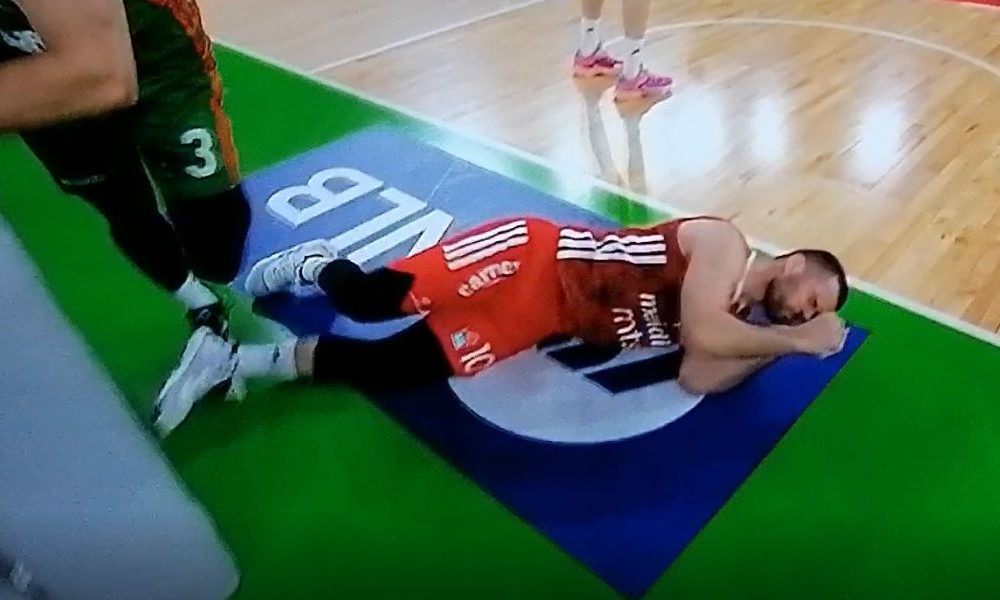 JAK KAO STENA Jeziv pad Lazića, ali Zvezdin kapiten odmah ustao (VIDEO)
