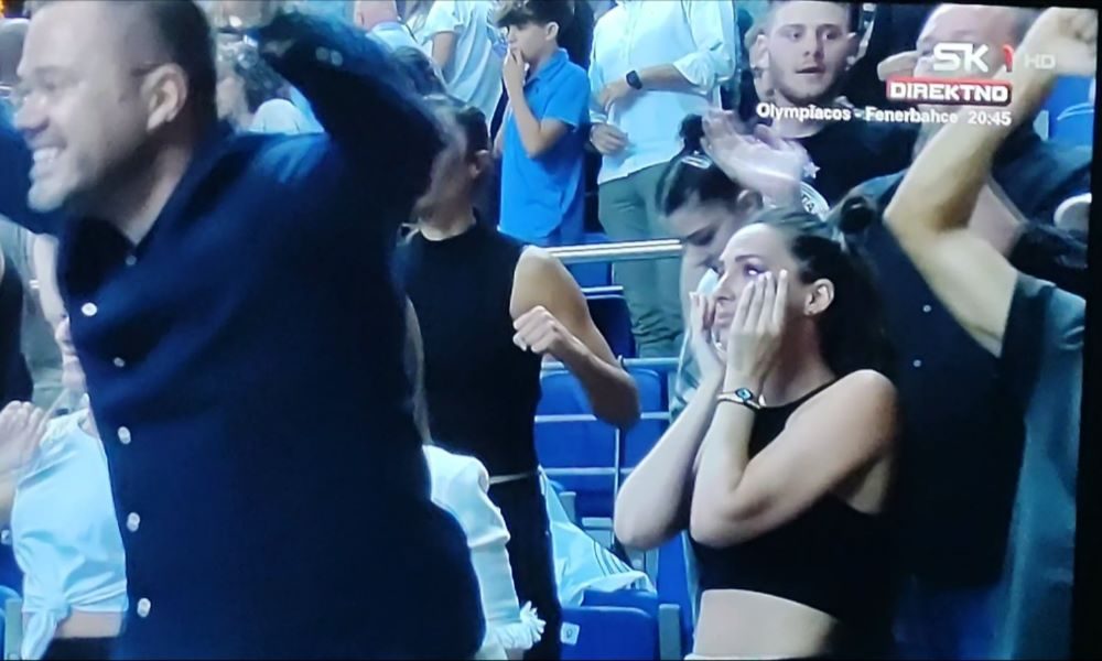 ČISTA EMOCIJA Suze ove lepe navijačice Partizana obišle su Evropu (VIDEO)
