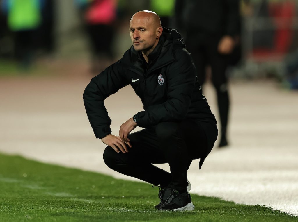 AKO BI PLEJ-OF POČEO SUTRA Partizan bi „večiti derbi“ igrao u Humskoj, ali bi mu put do Lige šampiona bio posut trnjem! (RASPORED)