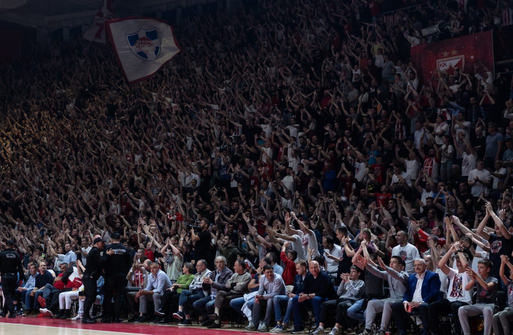 ČASTI NAVIJAČE Zvezda napravila lep gest pred utakmicu sa Splitom! Evo ko može besplatno u „Pionir“