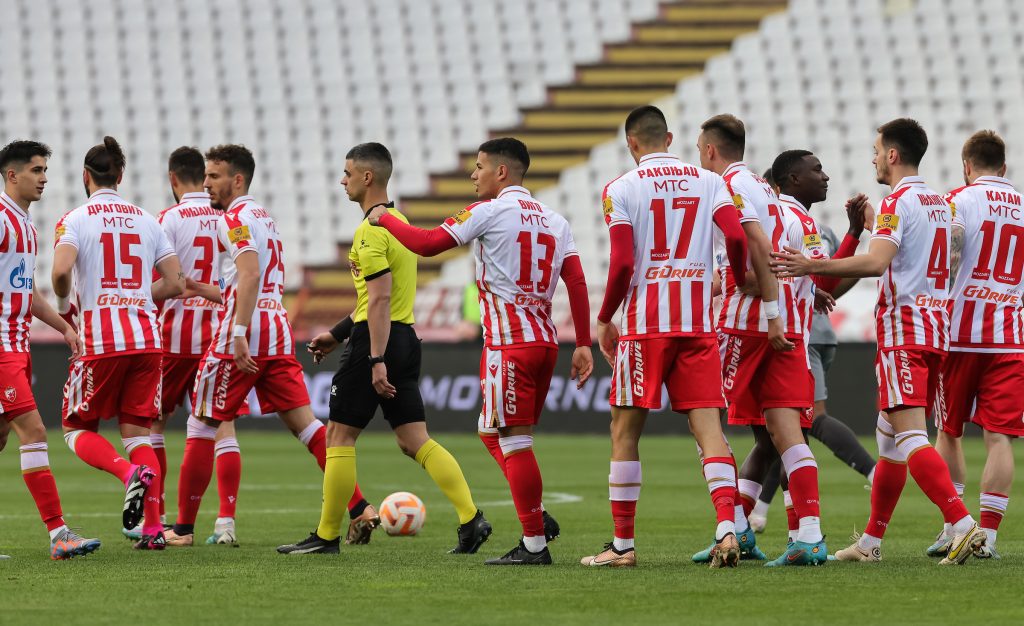 JAKA PONUDA Teška odluka pred Zvezdom! Rusi spremili jak ugovor za njenog defanzivca