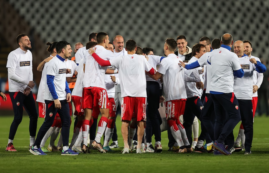 PRESTIGLA VEČITOG RIVALA Zvezda bolja i u Srbiji! Crveno-beli imaju više titula od Partizana