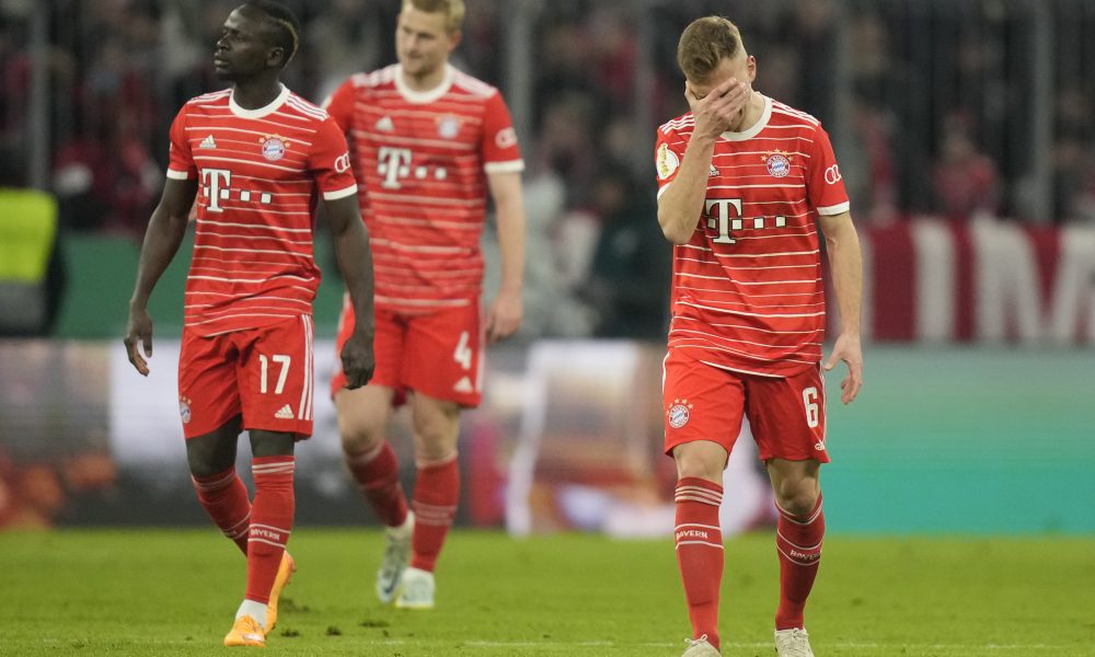 HAOS POSLE ELIMINACIJE U Bajernu „vruća“ atmosfera! Jedan igrač napao drugog, treći psovao i urlao…