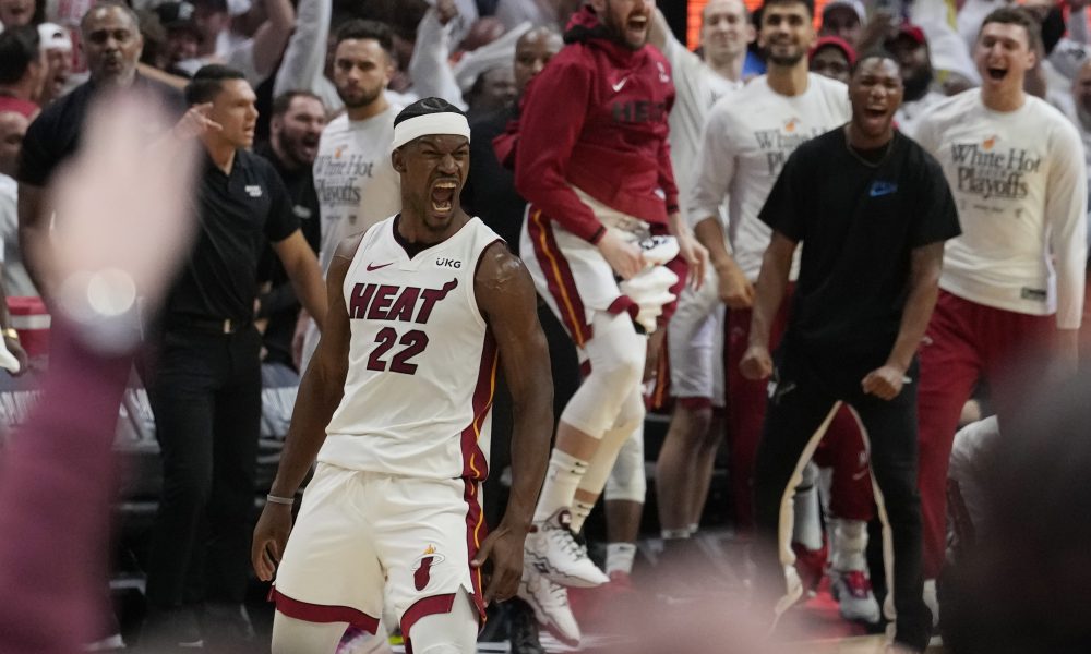PARTIJA KARIJERE Džimi Batler sam pobedio Milvoki! Brutalan i Lebron Džejms