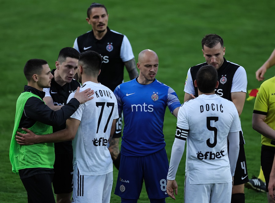 HAOS POSLE UTAKMICE Duljaj prekinuo davanje izjave da smiri vruće glave (VIDEO)