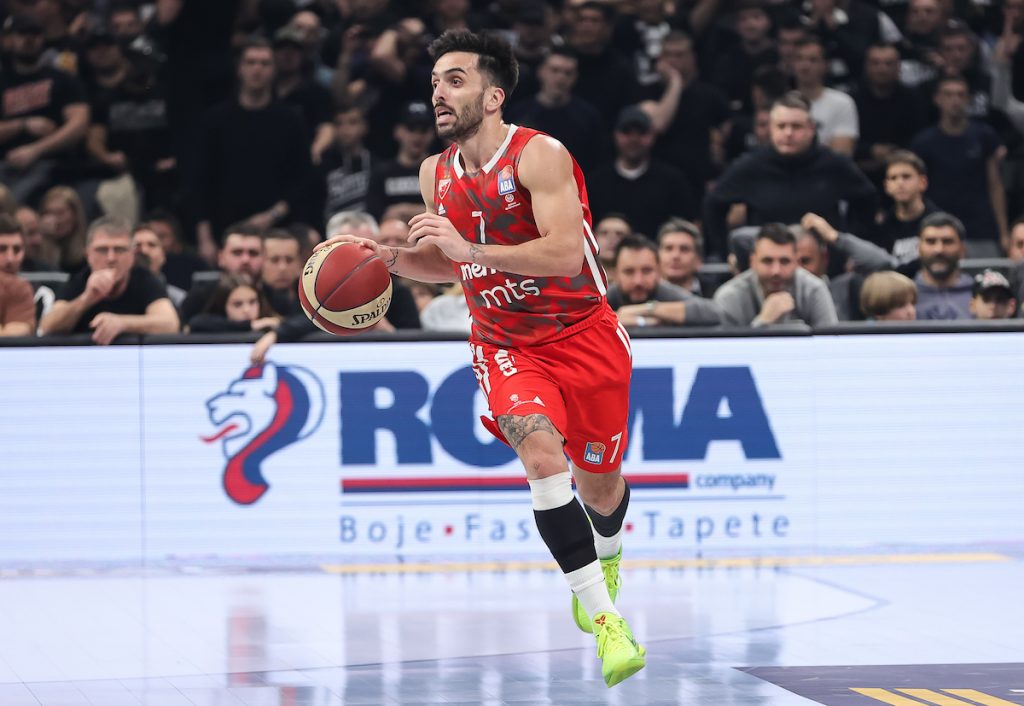 IVANOVIĆ MORAO DA PODVIKNE Zvezda bez Vildoze dominirala, pa se uspavala u Baru… Na kraju očekivano pobedila