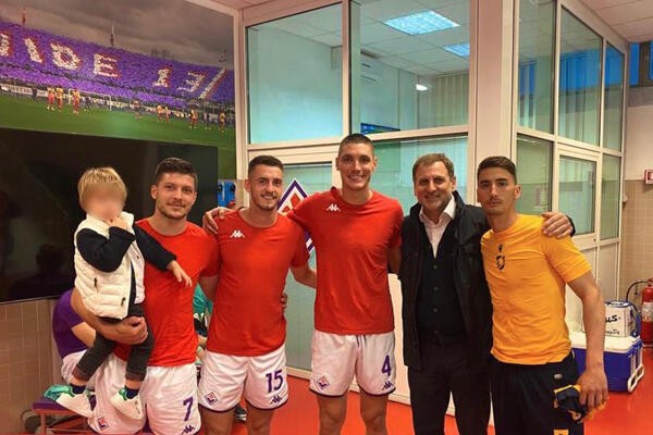 SNIMAO IGRAČE Saradnik selektora Srbije uživao u pobedi Fjorentine (FOTO)
