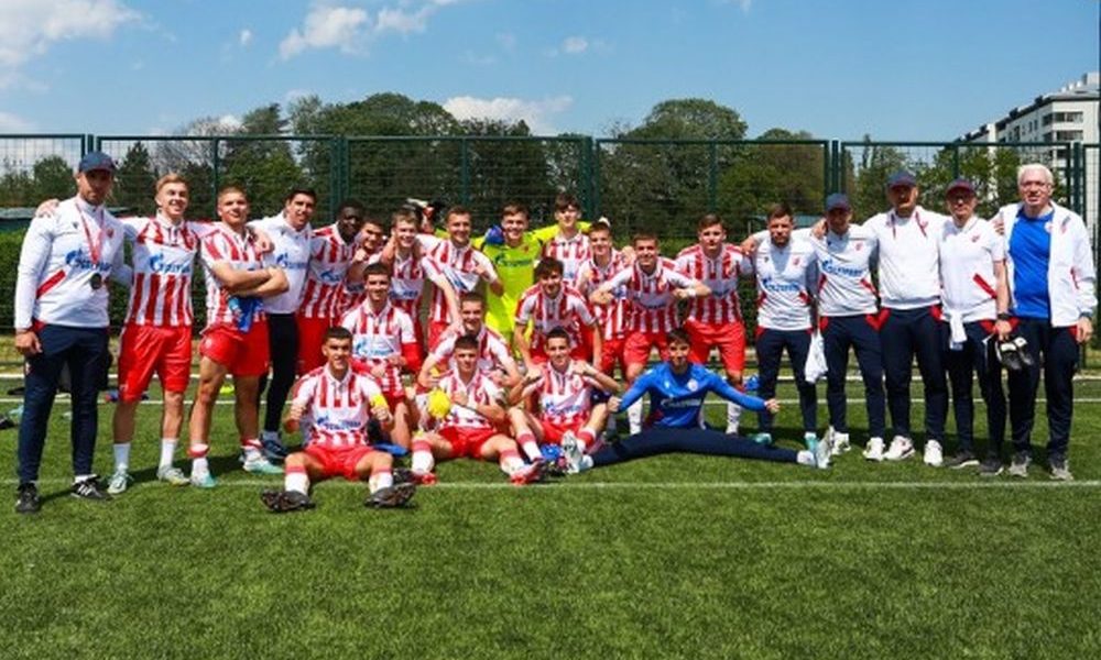 SMANJENA RAZLIKA Omladincima Zvezde pripao derbi u Zemunu! Odlučio Radonjić