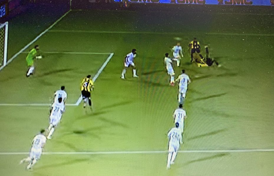 MAJSTORIJA Kakve „makazice“ za pobedu u 90+7. minutu… Imamo li gol za „Trofej Puškaš“? (VIDEO)