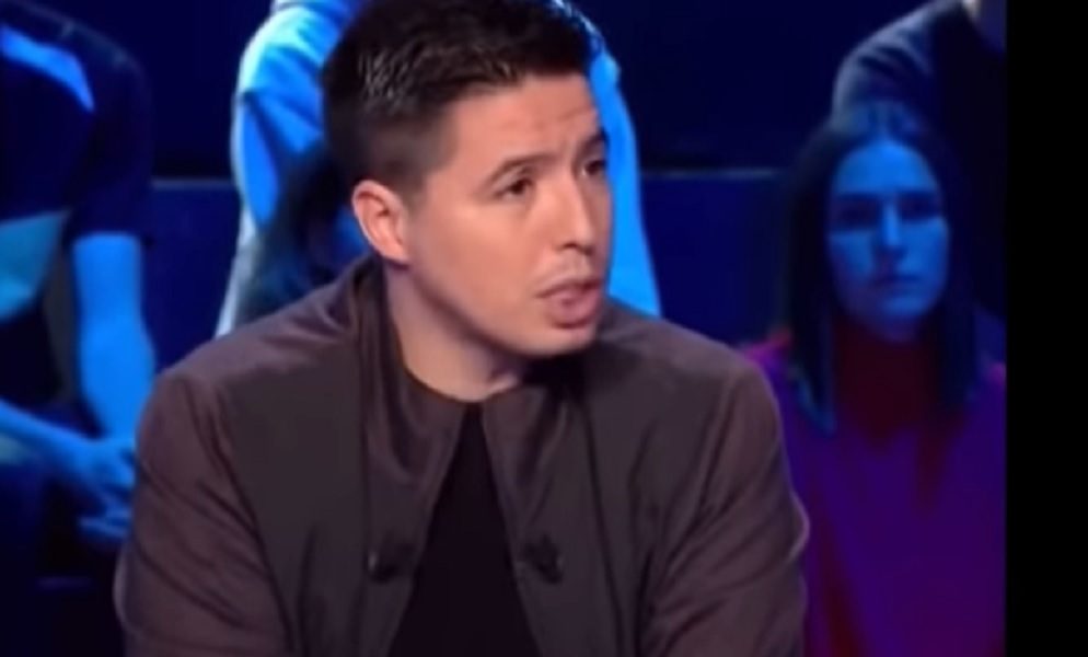 IZJASNIO SE Igrao je za oba engleska rivala, a sada je izabrao favorita… Jednoj strani neće da se dopadne njegov sud