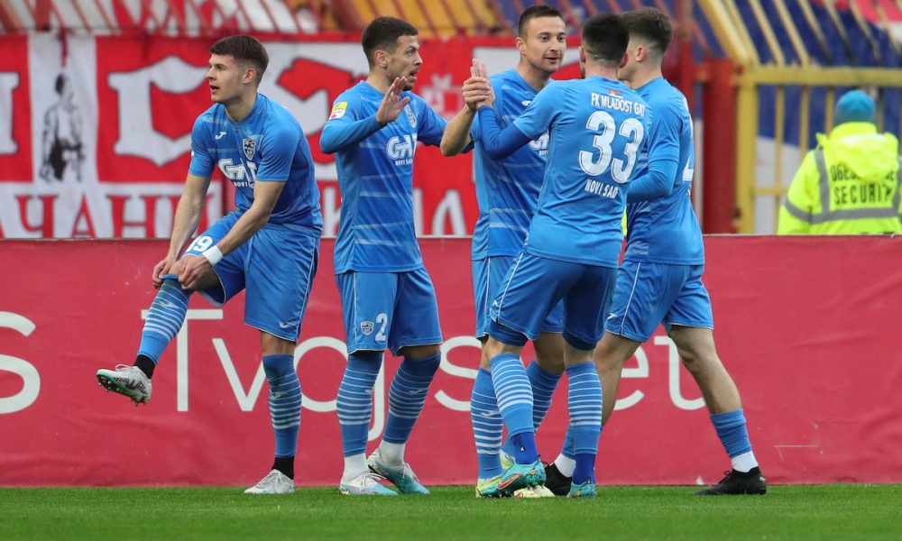„HAOS“ NA „MARAKANI“ Mladost povela, Zvezdi poništen gol, pa priznat posle tri minuta povlačenja linija (VIDEO)
