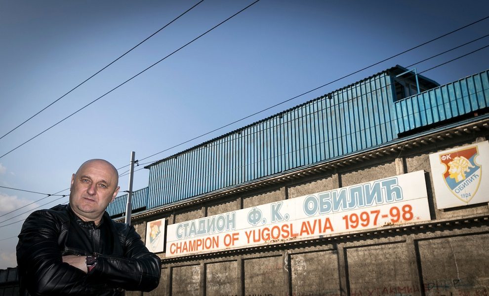 SEĆANJE NA ISTORIJSKU TITULU Nekadašnji fudbaler Obilića posetio Arkanov grob i ostavio snažnu poruku! (FOTO)