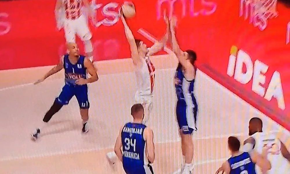 SPEKTAKULARNO Mitrović priredio zakucavanje za pamćenje! Zvezda dominira, „Pionir“ se trese (VIDEO)