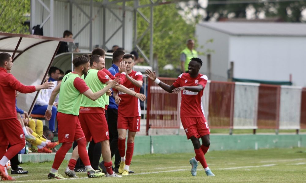 PRVA LIGA „Kanarinci“ u mitrovačkom kavezu, Trajalove gume izbušene na Zlatiboru