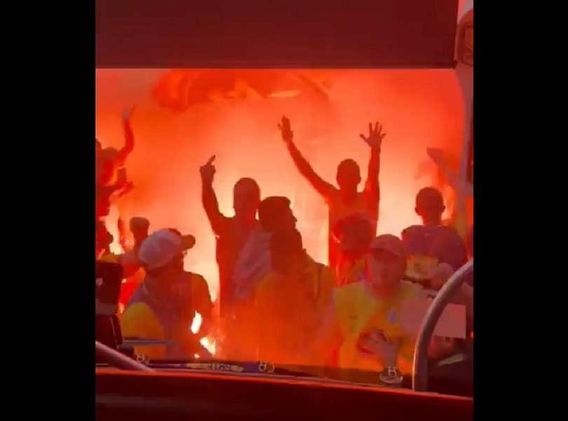HAOS U TEL AVIVU Navijači Makabija opkolili autobus sa igračima Monaka, a ni u dvorani nije bilo ništa mirnije (VIDEO)