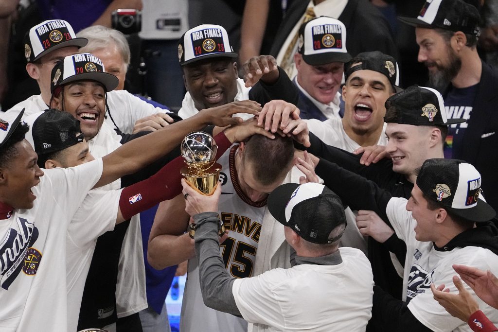 METLA Denver u velikom finalu! Jokić presudio Lejkersima i ušao u istoriju! Srbin MVP plej-ofa Zapada