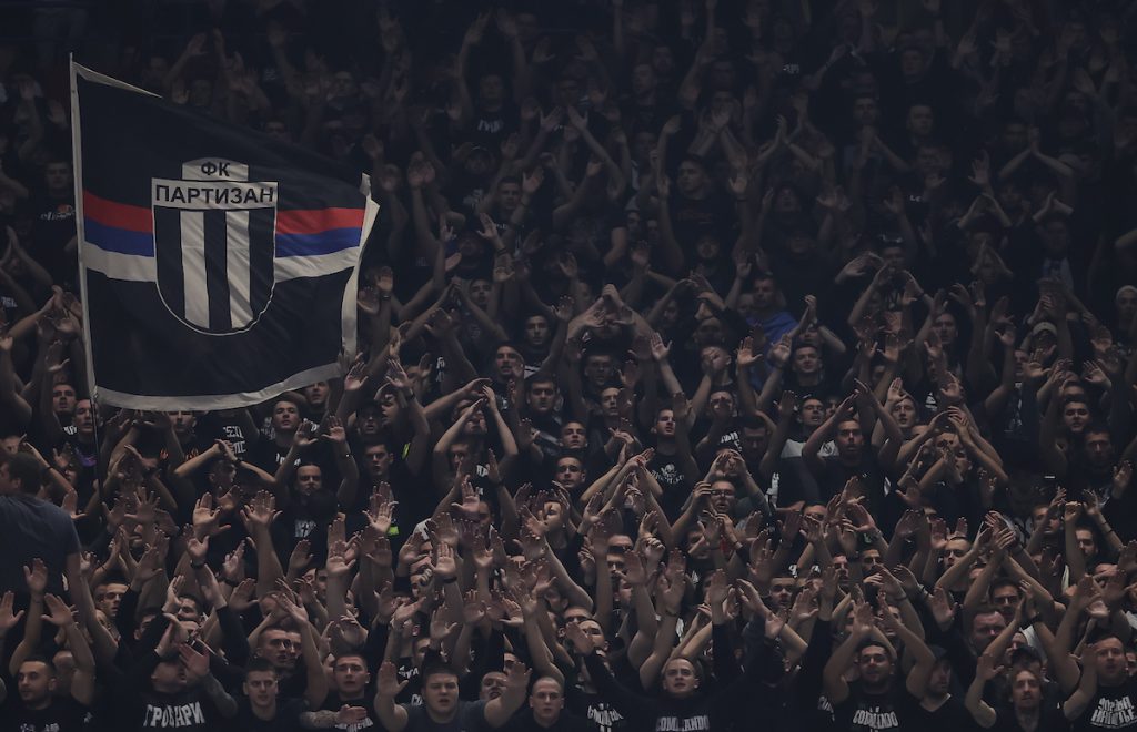 „GROBARI“ DOBIJAJU NOVE MILJENIKE Oglasilo se još jedno pojačanje Partizana! „Zahvalan sam što ću da igram u najboljoj atmosferi na svetu“ (FOTO)