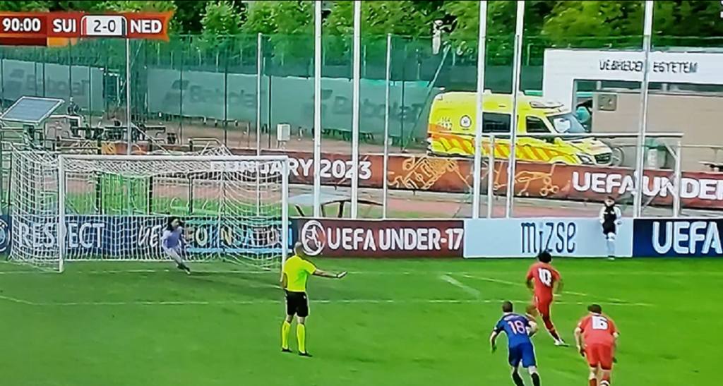 NE DAJTE MU VIŠE Mladi Švajcarac u tri minuta promašio dva penala (VIDEO)