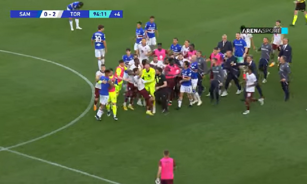 HAOS U ĐENOVI Postigao gol pa provocirao navijače Sampdorije, Stanković ljut uleteo na teren (FOTO+VIDEO)
