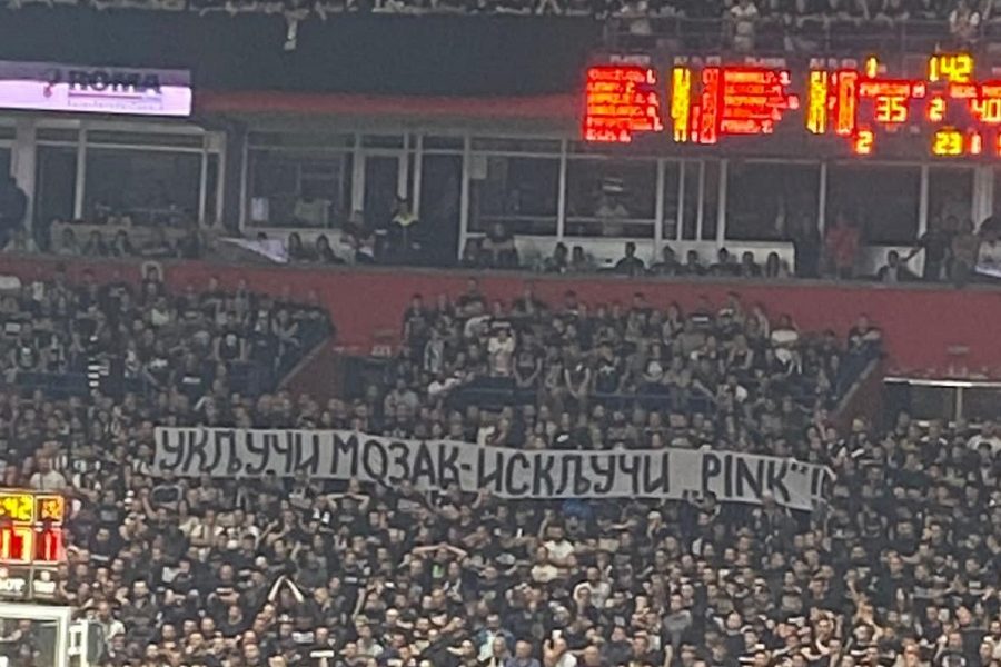 OGLASIO SE PRED MADRID Željko Mitrović ponovo ima poruku za „grobare“, sada kao navijač Zvezde