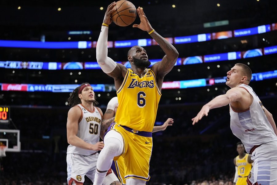 LEBRON NAHVALIO JOKIĆA Možete samo da mu se poklonite…Vidi potez pre, on je zver (VIDEO)