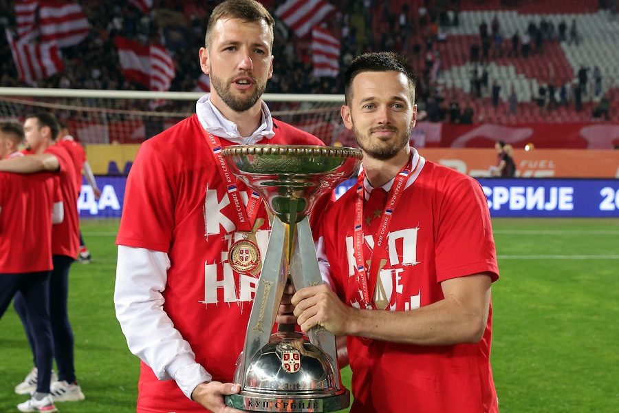 PISANJE ISTORIJE KLUBA Ivanić odgovorio i na pitanje da li odlazi iz Zvezde (VIDEO)