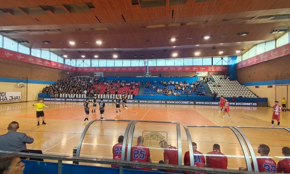 RUKOMETNI SPEKTAKL NA BANJICI Partizan želi „majstoricu“, a Vojvodina 10. titulu u nizu! (VIDEO)
