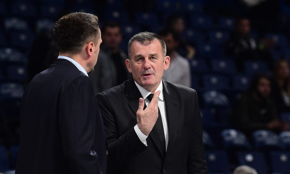 NIKAD OŠTRIJI Savić: Kada klovn uđe u palatu… (FOTO)