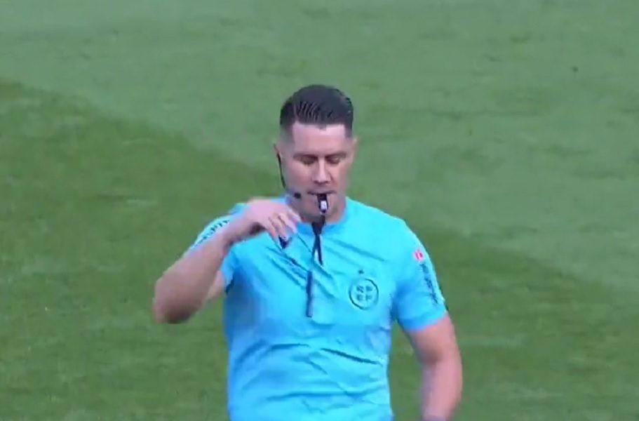 ŠPANIJA NA NOGAMA Da li je ovo najveća pljačka ikada viđena? Sudija svirao kraj dok je lopta ulazila u gol! (VIDEO)