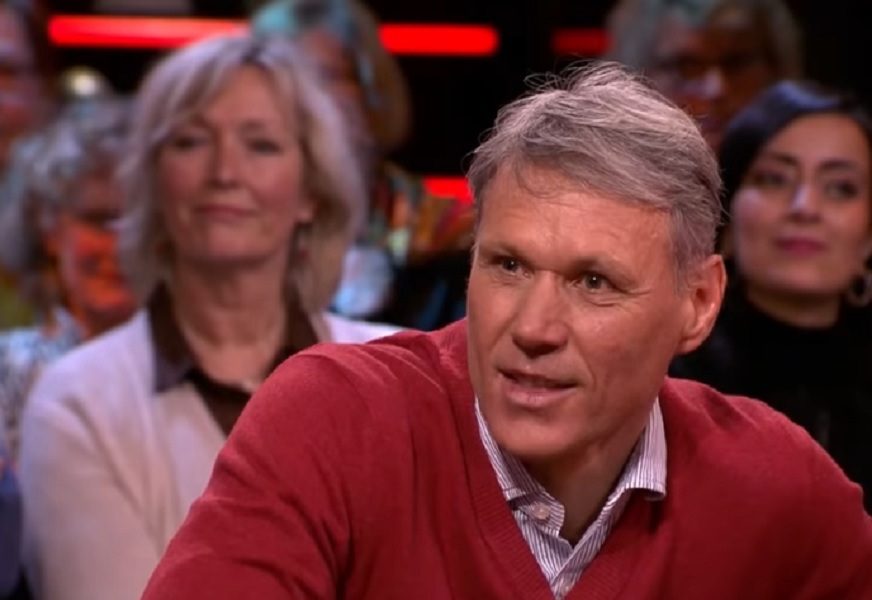 ZAR MU NIJE DOSTA NOVCA? Legendarni Holanđanin izvređao Mesija