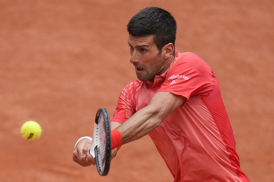 MARATONSKI PRVI SET Đoković poveo sa 1:0 u finalu Rolan Garosa (VIDEO)