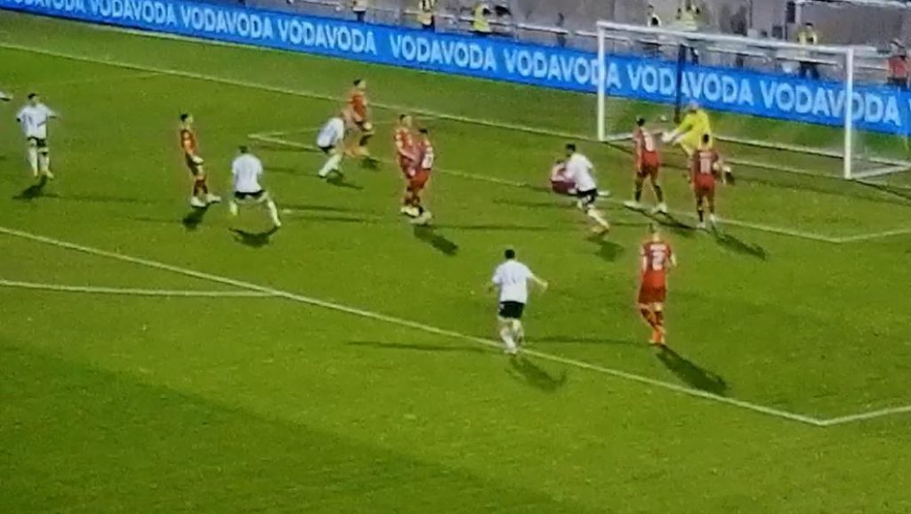 PAD U NASTAVKU Bugari poveli na startu drugog poluvremena (VIDEO)