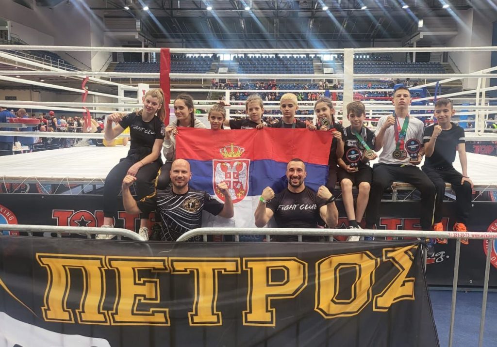 Sjajan uspeh srpskog kik-boks kluba na Svetskom kupu! Petros osvojio čak sedam medalja